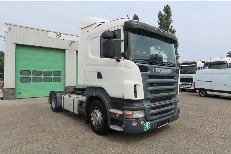 Scania R420 2 tanks, 2 beds, manual gearbox - Tegljač: slika Scania R420 2 tanks, 2 beds, manual gearbox - Tegljač Scania R420 2 tanks, 2 beds, manual gearbox - Tegljač: slika Scania R420 2 tanks, 2 beds, manual gearbox - Tegljač