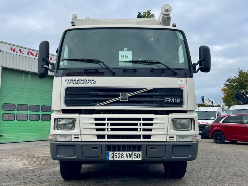 Volvo FM 12.380 8X4 SILO AUGER / AIR GREAT CONDITION / fully serviced! - Kamion cisterna: slika Volvo FM 12.380 8X4 SILO AUGER / AIR GREAT CONDITION / fully serviced! - Kamion cisterna Volvo FM 12.380 8X4 SILO AUGER / AIR GREAT CONDITION / fully serviced! - Kamion cisterna: slika Volvo FM 12.380 8X4 SILO AUGER / AIR GREAT CONDITION / fully serviced! - Kamion cisterna