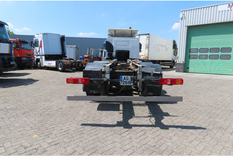 Volvo FM 380 8x4 FULL SPRING. 100% condition! - Kamion-šasija: slika Volvo FM 380 8x4 FULL SPRING. 100% condition! - Kamion-šasija Volvo FM 380 8x4 FULL SPRING. 100% condition! - Kamion-šasija: slika Volvo FM 380 8x4 FULL SPRING. 100% condition! - Kamion-šasija