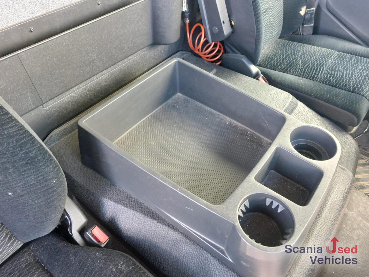 MERCEDES-BENZ Atego 1221 L Koffer Ladebordwand - Kamion sandučar: slika MERCEDES-BENZ Atego 1221 L Koffer Ladebordwand - Kamion sandučar MERCEDES-BENZ Atego 1221 L Koffer Ladebordwand - Kamion sandučar: slika MERCEDES-BENZ Atego 1221 L Koffer Ladebordwand - Kamion sandučar