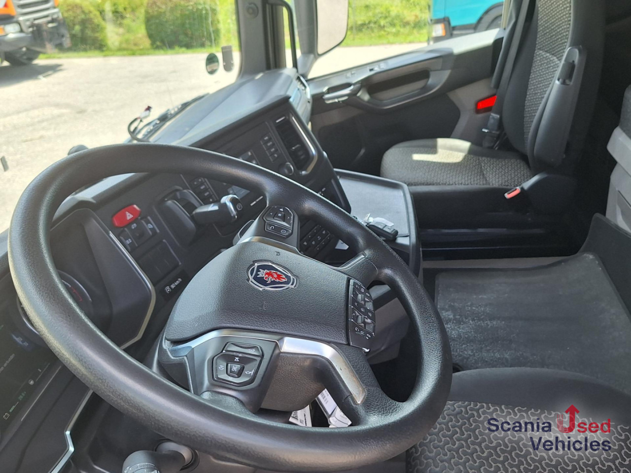 SCANIA R 500 A4x2EB Lowliner !! - Tegljač: slika SCANIA R 500 A4x2EB Lowliner !! - Tegljač SCANIA R 500 A4x2EB Lowliner !! - Tegljač: slika SCANIA R 500 A4x2EB Lowliner !! - Tegljač