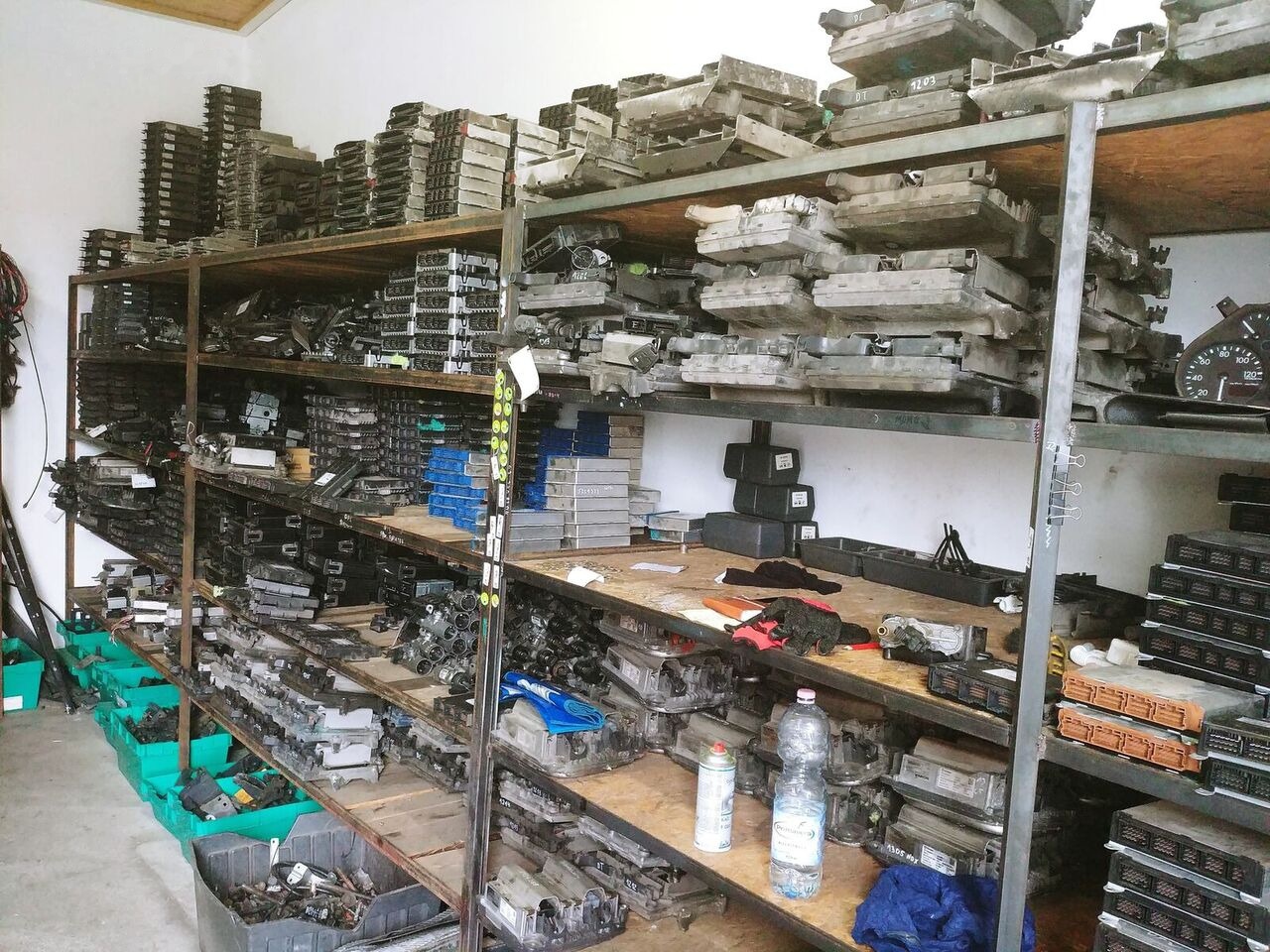 Scania OPC5 / RET2 Scania truck - Upravljačka jedinica (ECU) za Kamion: slika Scania OPC5 / RET2 Scania truck - Upravljačka jedinica (ECU) za Kamion Scania OPC5 / RET2 Scania truck - Upravljačka jedinica (ECU) za Kamion: slika Scania OPC5 / RET2 Scania truck - Upravljačka jedinica (ECU) za Kamion