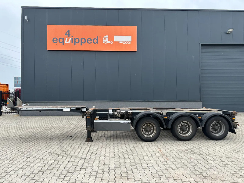 Broshuis 3UCC-39/45 FLN, 45FT High Cube multi, BPW, liftas, NL-chassis, 2x beschikbaar - Transporter kontejnera/ Poluprikolica s izmjenjivim sanducima: slika Broshuis 3UCC-39/45 FLN, 45FT High Cube multi, BPW, liftas, NL-chassis, 2x beschikbaar - Transporter kontejnera/ Poluprikolica s izmjenjivim sanducima Broshuis 3UCC-39/45 FLN, 45FT High Cube multi, BPW, liftas, NL-chassis, 2x beschikbaar - Transporter kontejnera/ Poluprikolica s izmjenjivim sanducima: slika Broshuis 3UCC-39/45 FLN, 45FT High Cube multi, BPW, liftas, NL-chassis, 2x beschikbaar - Transporter kontejnera/ Poluprikolica s izmjenjivim sanducima