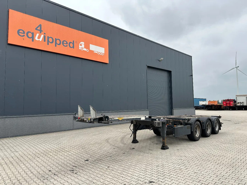 Broshuis 3UCC-39/45 FLN, 45FT High Cube multi, BPW, liftaxle, NL-chassis, 2x available - Transporter kontejnera/ Poluprikolica s izmjenjivim sanducima: slika Broshuis 3UCC-39/45 FLN, 45FT High Cube multi, BPW, liftaxle, NL-chassis, 2x available - Transporter kontejnera/ Poluprikolica s izmjenjivim sanducima Broshuis 3UCC-39/45 FLN, 45FT High Cube multi, BPW, liftaxle, NL-chassis, 2x available - Transporter kontejnera/ Poluprikolica s izmjenjivim sanducima: slika Broshuis 3UCC-39/45 FLN, 45FT High Cube multi, BPW, liftaxle, NL-chassis, 2x available - Transporter kontejnera/ Poluprikolica s izmjenjivim sanducima