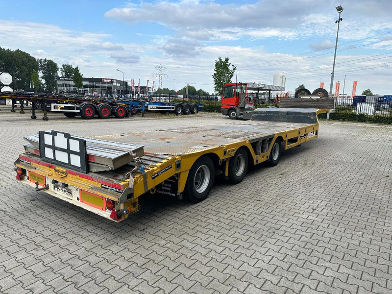Broshuis E-2190/27 lowloader, wheel well, 4,1m extendable, steering axle - Poluprikolica s niskim utovarivačem: slika Broshuis E-2190/27 lowloader, wheel well, 4,1m extendable, steering axle - Poluprikolica s niskim utovarivačem Broshuis E-2190/27 lowloader, wheel well, 4,1m extendable, steering axle - Poluprikolica s niskim utovarivačem: slika Broshuis E-2190/27 lowloader, wheel well, 4,1m extendable, steering axle - Poluprikolica s niskim utovarivačem