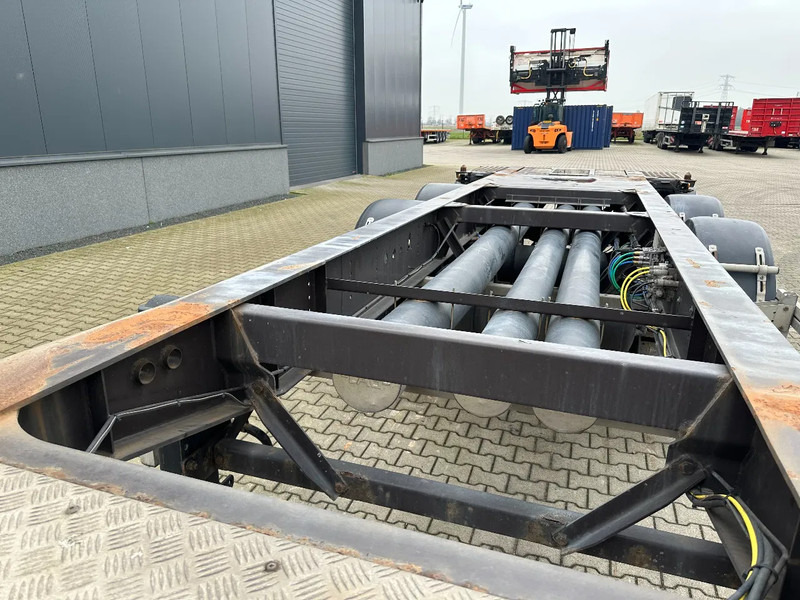 Transporter kontejnera/ Poluprikolica s izmjenjivim sanducima Burg 20FT ADR (EX/II, EX/III, FL, AT) Chassis, Empty weight : 3.690kg, SAF INTRADISC, 2x Liftaxle, NL-chassis: slika Transporter kontejnera/ Poluprikolica s izmjenjivim sanducima Burg 20FT ADR (EX/II, EX/III, FL, AT) Chassis, Empty weight : 3.690kg, SAF INTRADISC, 2x Liftaxle, NL-chassis