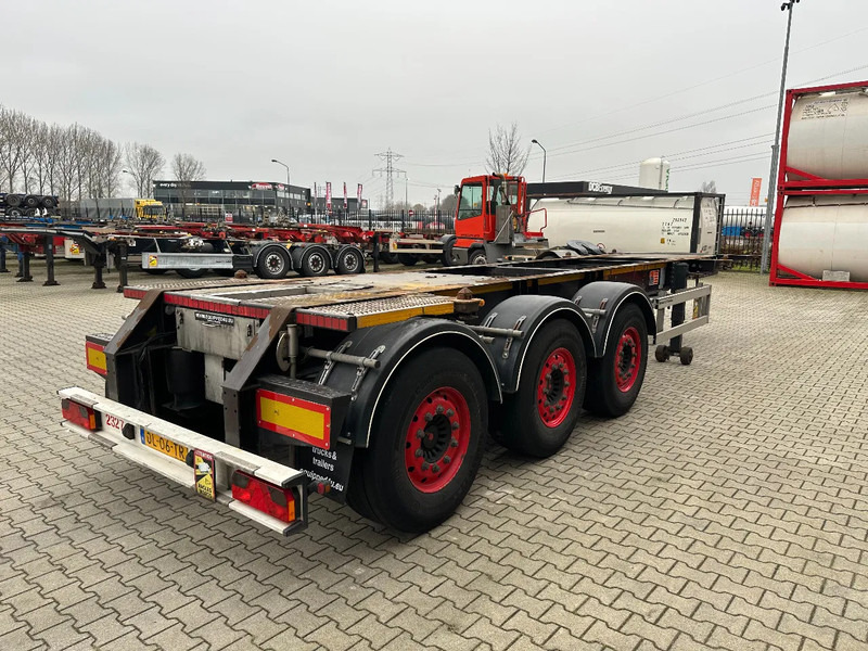 Burg 20FT ADR (EX/II, EX/III, FL, AT) Chassis, leeggewicht: 3.690kg, SAF INTRADISC, 2x Liftaxle, NL-chassis, APK: 08-2025 - Transporter kontejnera/ Poluprikolica s izmjenjivim sanducima: slika Burg 20FT ADR (EX/II, EX/III, FL, AT) Chassis, leeggewicht: 3.690kg, SAF INTRADISC, 2x Liftaxle, NL-chassis, APK: 08-2025 - Transporter kontejnera/ Poluprikolica s izmjenjivim sanducima Burg 20FT ADR (EX/II, EX/III, FL, AT) Chassis, leeggewicht: 3.690kg, SAF INTRADISC, 2x Liftaxle, NL-chassis, APK: 08-2025 - Transporter kontejnera/ Poluprikolica s izmjenjivim sanducima: slika Burg 20FT ADR (EX/II, EX/III, FL, AT) Chassis, leeggewicht: 3.690kg, SAF INTRADISC, 2x Liftaxle, NL-chassis, APK: 08-2025 - Transporter kontejnera/ Poluprikolica s izmjenjivim sanducima
