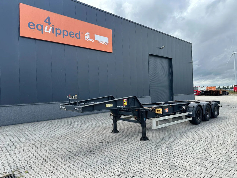 Diversen 20FT GOOSENECK ADR CHASSIS, BPW + DISC, ADR (FL, AT, OX), 4x available - Transporter kontejnera/ Poluprikolica s izmjenjivim sanducima: slika Diversen 20FT GOOSENECK ADR CHASSIS, BPW + DISC, ADR (FL, AT, OX), 4x available - Transporter kontejnera/ Poluprikolica s izmjenjivim sanducima Diversen 20FT GOOSENECK ADR CHASSIS, BPW + DISC, ADR (FL, AT, OX), 4x available - Transporter kontejnera/ Poluprikolica s izmjenjivim sanducima: slika Diversen 20FT GOOSENECK ADR CHASSIS, BPW + DISC, ADR (FL, AT, OX), 4x available - Transporter kontejnera/ Poluprikolica s izmjenjivim sanducima