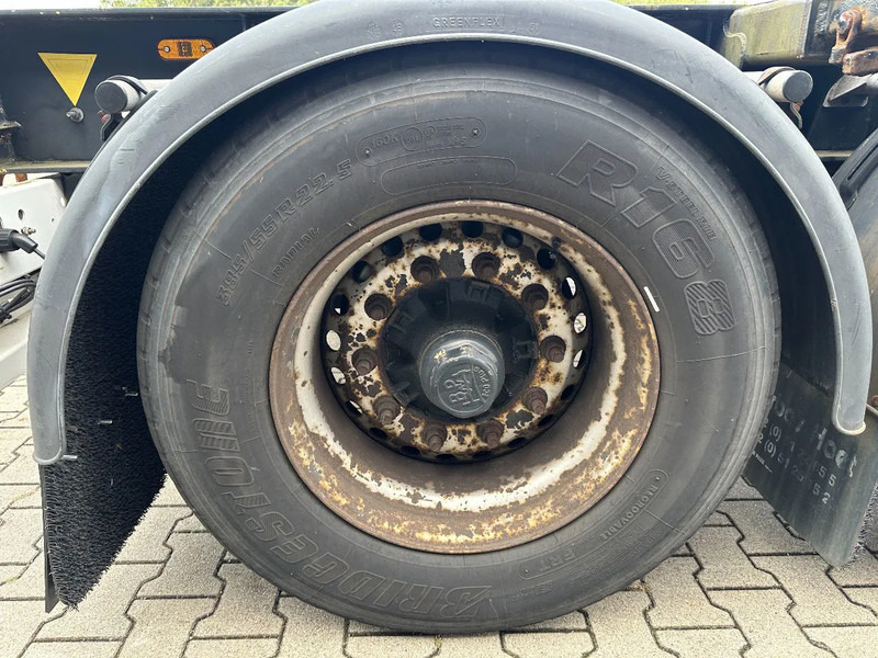 Transporter kontejnera/ Poluprikolica s izmjenjivim sanducima Diversen 20FT GOOSENECK ADR CHASSIS, BPW + DISC, ADR (FL, AT, OX), 4x available: slika Transporter kontejnera/ Poluprikolica s izmjenjivim sanducima Diversen 20FT GOOSENECK ADR CHASSIS, BPW + DISC, ADR (FL, AT, OX), 4x available
