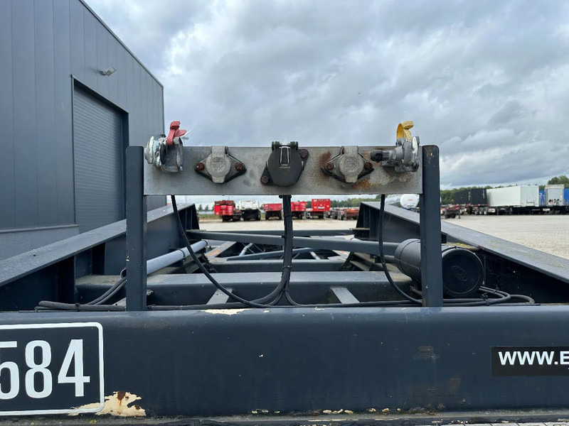 Transporter kontejnera/ Poluprikolica s izmjenjivim sanducima Diversen 20FT GOOSENECK ADR CHASSIS, BPW + DISC, ADR (FL, AT, OX), 4x available: slika Transporter kontejnera/ Poluprikolica s izmjenjivim sanducima Diversen 20FT GOOSENECK ADR CHASSIS, BPW + DISC, ADR (FL, AT, OX), 4x available