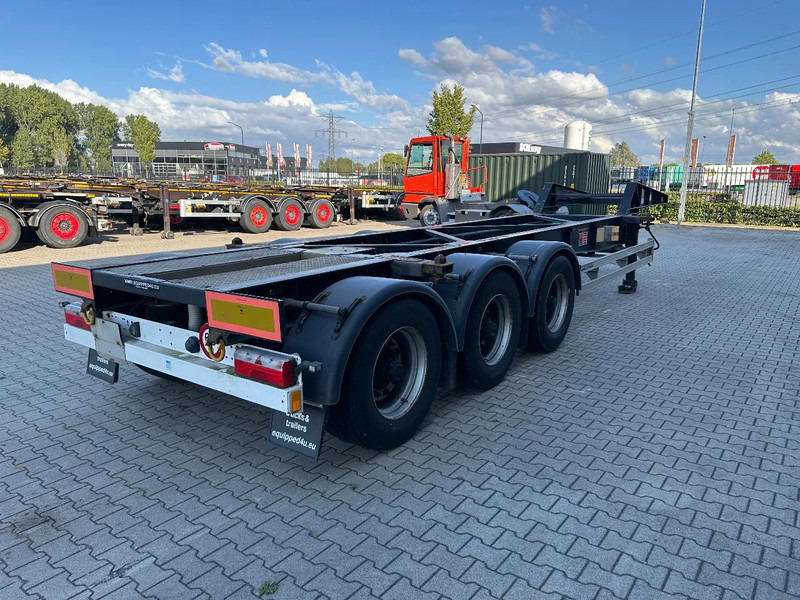 Diversen 20FT GOOSENECK ADR CHASSIS, BPW + DISC, ADR (FL, AT, OX), 5x available - Transporter kontejnera/ Poluprikolica s izmjenjivim sanducima: slika Diversen 20FT GOOSENECK ADR CHASSIS, BPW + DISC, ADR (FL, AT, OX), 5x available - Transporter kontejnera/ Poluprikolica s izmjenjivim sanducima Diversen 20FT GOOSENECK ADR CHASSIS, BPW + DISC, ADR (FL, AT, OX), 5x available - Transporter kontejnera/ Poluprikolica s izmjenjivim sanducima: slika Diversen 20FT GOOSENECK ADR CHASSIS, BPW + DISC, ADR (FL, AT, OX), 5x available - Transporter kontejnera/ Poluprikolica s izmjenjivim sanducima