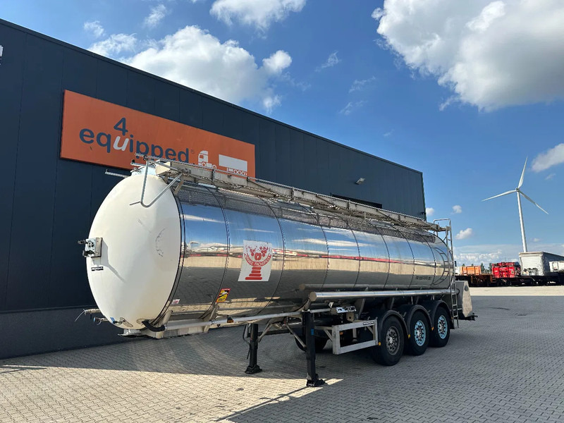 Feldbinder LEBENSMITTEL / LEVENSMIDDELEN FOOD / 33.500L / 3-COMP / PUMPE / NL-trailer / APK: 09-2026 - Poluprikolica cisterna: slika Feldbinder LEBENSMITTEL / LEVENSMIDDELEN FOOD / 33.500L / 3-COMP / PUMPE / NL-trailer / APK: 09-2026 - Poluprikolica cisterna Feldbinder LEBENSMITTEL / LEVENSMIDDELEN FOOD / 33.500L / 3-COMP / PUMPE / NL-trailer / APK: 09-2026 - Poluprikolica cisterna: slika Feldbinder LEBENSMITTEL / LEVENSMIDDELEN FOOD / 33.500L / 3-COMP / PUMPE / NL-trailer / APK: 09-2026 - Poluprikolica cisterna