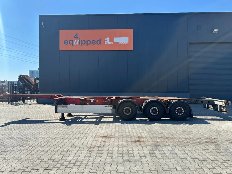 Schmitz Cargobull 40FT HC-chassis, disc, liftaxle, extendable at the rear - Transporter kontejnera/ Poluprikolica s izmjenjivim sanducima: slika Schmitz Cargobull 40FT HC-chassis, disc, liftaxle, extendable at the rear - Transporter kontejnera/ Poluprikolica s izmjenjivim sanducima Schmitz Cargobull 40FT HC-chassis, disc, liftaxle, extendable at the rear - Transporter kontejnera/ Poluprikolica s izmjenjivim sanducima: slika Schmitz Cargobull 40FT HC-chassis, disc, liftaxle, extendable at the rear - Transporter kontejnera/ Poluprikolica s izmjenjivim sanducima