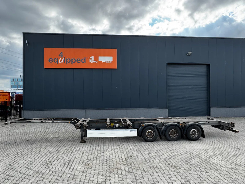 Schmitz Cargobull 45FT HC, Scheibebremsen, Liftachse, vorne + hinten + Stoßstange ausziehbar, NL-Chassis - Transporter kontejnera/ Poluprikolica s izmjenjivim sanducima: slika Schmitz Cargobull 45FT HC, Scheibebremsen, Liftachse, vorne + hinten + Stoßstange ausziehbar, NL-Chassis - Transporter kontejnera/ Poluprikolica s izmjenjivim sanducima Schmitz Cargobull 45FT HC, Scheibebremsen, Liftachse, vorne + hinten + Stoßstange ausziehbar, NL-Chassis - Transporter kontejnera/ Poluprikolica s izmjenjivim sanducima: slika Schmitz Cargobull 45FT HC, Scheibebremsen, Liftachse, vorne + hinten + Stoßstange ausziehbar, NL-Chassis - Transporter kontejnera/ Poluprikolica s izmjenjivim sanducima