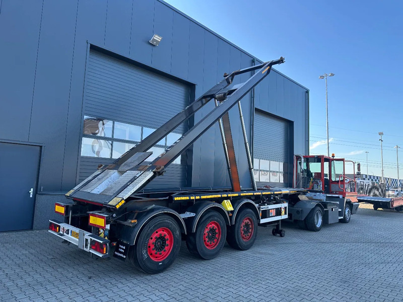 Van Hool 20FT, 66° Tipping-chassis, ADR (EX/II, EX/III, FL, OX, AT), SAF, 2 liftaxles, 380V - Transporter kontejnera/ Poluprikolica s izmjenjivim sanducima: slika Van Hool 20FT, 66° Tipping-chassis, ADR (EX/II, EX/III, FL, OX, AT), SAF, 2 liftaxles, 380V - Transporter kontejnera/ Poluprikolica s izmjenjivim sanducima Van Hool 20FT, 66° Tipping-chassis, ADR (EX/II, EX/III, FL, OX, AT), SAF, 2 liftaxles, 380V - Transporter kontejnera/ Poluprikolica s izmjenjivim sanducima: slika Van Hool 20FT, 66° Tipping-chassis, ADR (EX/II, EX/III, FL, OX, AT), SAF, 2 liftaxles, 380V - Transporter kontejnera/ Poluprikolica s izmjenjivim sanducima