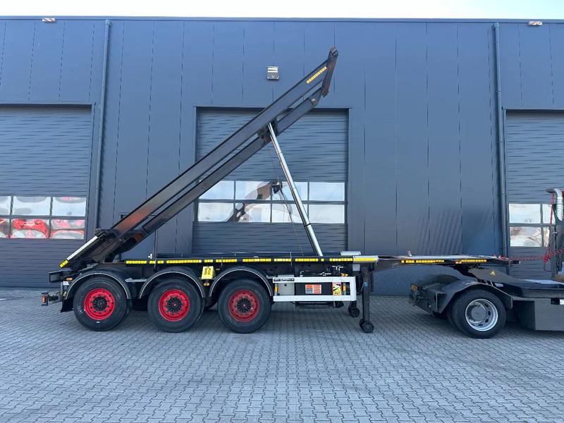 Van Hool 20FT, 66° Tipping-chassis, ADR (EX/II, EX/III, FL, OX, AT), SAF, 2 liftaxles, 380V - Transporter kontejnera/ Poluprikolica s izmjenjivim sanducima: slika Van Hool 20FT, 66° Tipping-chassis, ADR (EX/II, EX/III, FL, OX, AT), SAF, 2 liftaxles, 380V - Transporter kontejnera/ Poluprikolica s izmjenjivim sanducima Van Hool 20FT, 66° Tipping-chassis, ADR (EX/II, EX/III, FL, OX, AT), SAF, 2 liftaxles, 380V - Transporter kontejnera/ Poluprikolica s izmjenjivim sanducima: slika Van Hool 20FT, 66° Tipping-chassis, ADR (EX/II, EX/III, FL, OX, AT), SAF, 2 liftaxles, 380V - Transporter kontejnera/ Poluprikolica s izmjenjivim sanducima