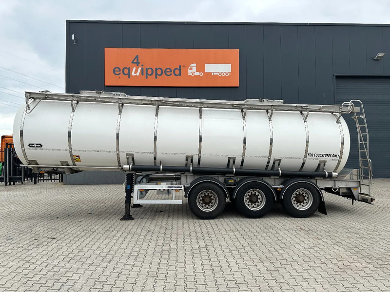 Van Hool FOOD / RVS chassis / empty weight: 5.860kg / 29.500L / 1-comp.+ 1 baffel / discbrakes / NL / APK: 02/2026 - Poluprikolica cisterna: slika Van Hool FOOD / RVS chassis / empty weight: 5.860kg / 29.500L / 1-comp.+ 1 baffel / discbrakes / NL / APK: 02/2026 - Poluprikolica cisterna Van Hool FOOD / RVS chassis / empty weight: 5.860kg / 29.500L / 1-comp.+ 1 baffel / discbrakes / NL / APK: 02/2026 - Poluprikolica cisterna: slika Van Hool FOOD / RVS chassis / empty weight: 5.860kg / 29.500L / 1-comp.+ 1 baffel / discbrakes / NL / APK: 02/2026 - Poluprikolica cisterna