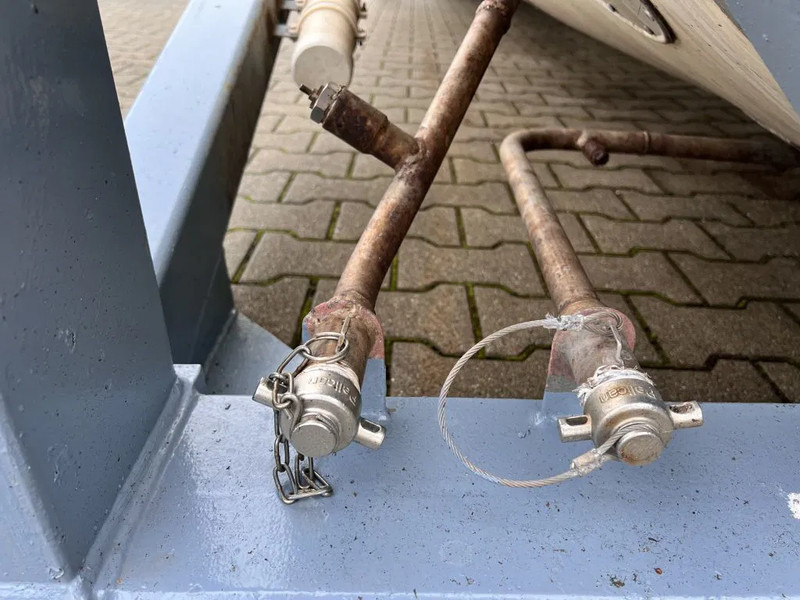 Cisterna za skladištenje za prijevoz goriva Welfit Oddy ISO, 23.870L, 20FT ISO, UN Portable T11, valid 5Y+CSC inspection: 06/2026, payload: 32.280kg: slika Cisterna za skladištenje za prijevoz goriva Welfit Oddy ISO, 23.870L, 20FT ISO, UN Portable T11, valid 5Y+CSC inspection: 06/2026, payload: 32.280kg