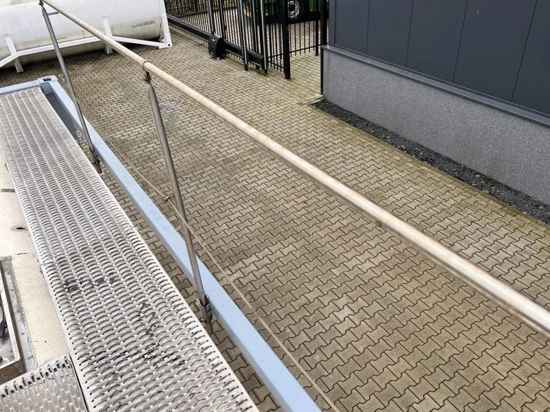 Cisterna za skladištenje za prijevoz goriva Welfit Oddy ISO, 23.870L, 20FT ISO, UN Portable T11, valid 5Y+CSC inspection: 06/2026, payload: 32.280kg: slika Cisterna za skladištenje za prijevoz goriva Welfit Oddy ISO, 23.870L, 20FT ISO, UN Portable T11, valid 5Y+CSC inspection: 06/2026, payload: 32.280kg