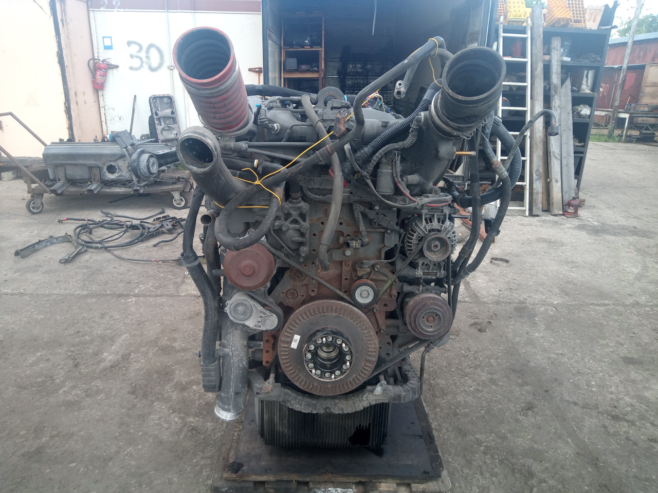 Daf XF106 - Motor: slika Daf XF106 - Motor Daf XF106 - Motor: slika Daf XF106 - Motor