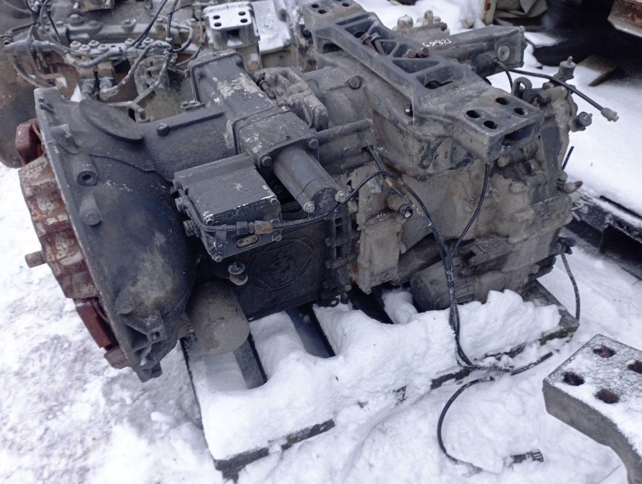 SCANIA R440 - Mjenjač za Kamion-šasija: slika SCANIA R440 - Mjenjač za Kamion-šasija SCANIA R440 - Mjenjač za Kamion-šasija: slika SCANIA R440 - Mjenjač za Kamion-šasija