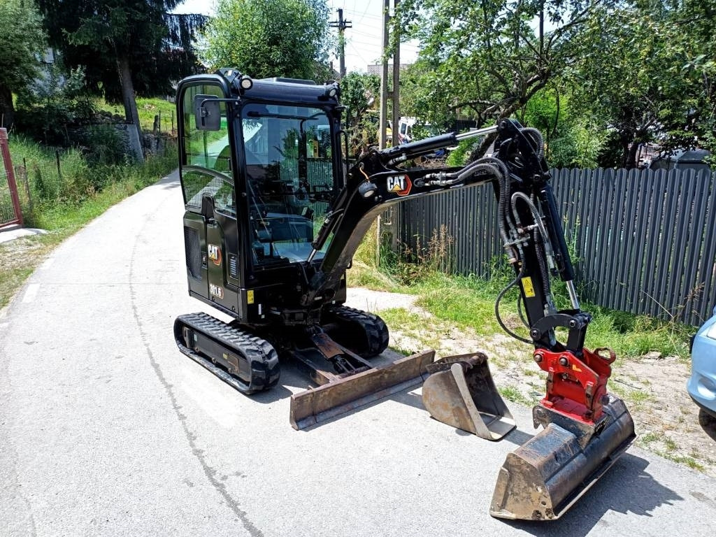 CAT 301.6 05A - Mini bager: slika CAT 301.6 05A - Mini bager CAT 301.6 05A - Mini bager: slika CAT 301.6 05A - Mini bager