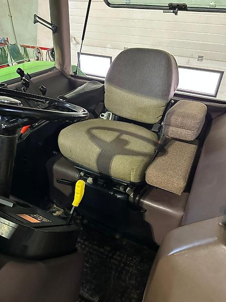 John Deere 4955 - Traktor: slika John Deere 4955 - Traktor John Deere 4955 - Traktor: slika John Deere 4955 - Traktor