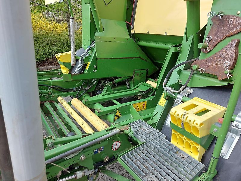 Rolo balirka Krone COMPRIMA CF 155 XC X: slika Rolo balirka Krone COMPRIMA CF 155 XC X