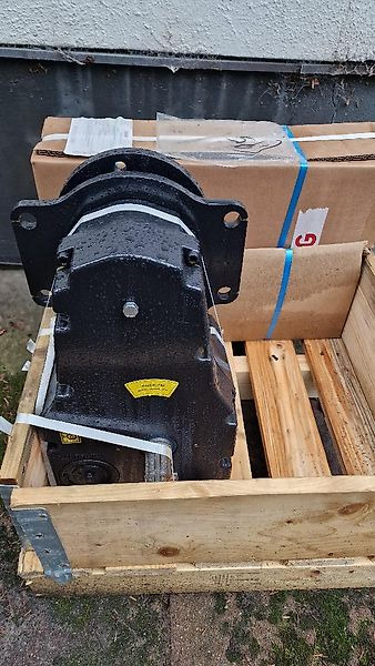 Zuidberg Frontzapfwelle zum Case PUMA / PUMA CVX / STEYR CVT - Rezervni dijelovi za Traktor: slika Zuidberg Frontzapfwelle zum Case PUMA / PUMA CVX / STEYR CVT - Rezervni dijelovi za Traktor Zuidberg Frontzapfwelle zum Case PUMA / PUMA CVX / STEYR CVT - Rezervni dijelovi za Traktor: slika Zuidberg Frontzapfwelle zum Case PUMA / PUMA CVX / STEYR CVT - Rezervni dijelovi za Traktor
