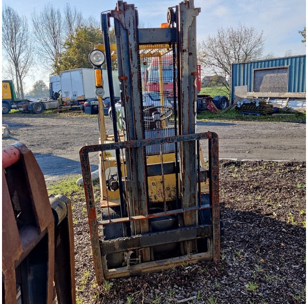 Ciman A15 - Plinski viličar: slika Ciman A15 - Plinski viličar Ciman A15 - Plinski viličar: slika Ciman A15 - Plinski viličar