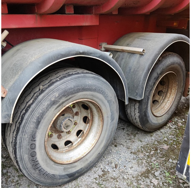 Fruehauf D33 - Kiper poluprikolica: slika Fruehauf D33 - Kiper poluprikolica Fruehauf D33 - Kiper poluprikolica: slika Fruehauf D33 - Kiper poluprikolica