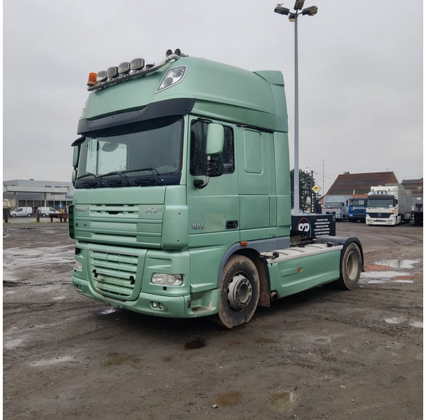DAF 105.510 - Tegljač: slika DAF 105.510 - Tegljač DAF 105.510 - Tegljač: slika DAF 105.510 - Tegljač