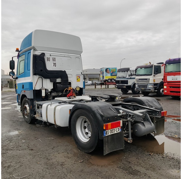 DAF CF-85-460 - Tegljač: slika DAF CF-85-460 - Tegljač DAF CF-85-460 - Tegljač: slika DAF CF-85-460 - Tegljač