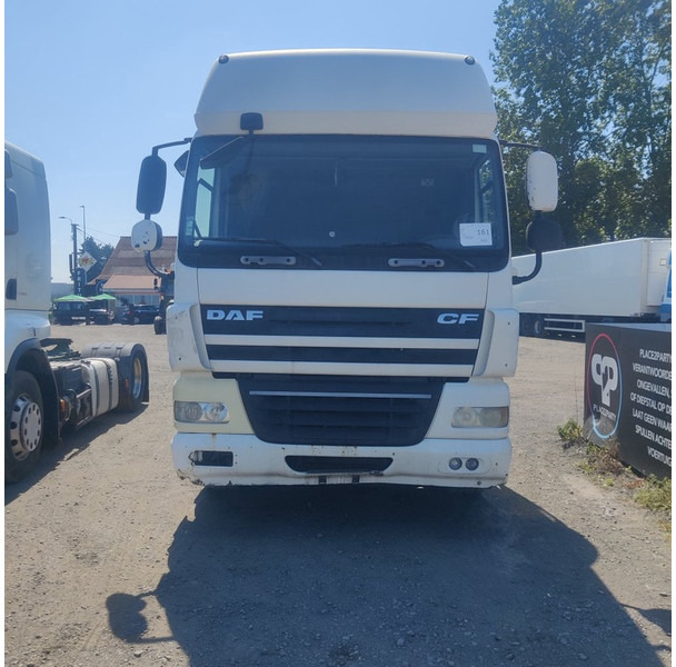 DAF CF - Tegljač: slika DAF CF - Tegljač DAF CF - Tegljač: slika DAF CF - Tegljač