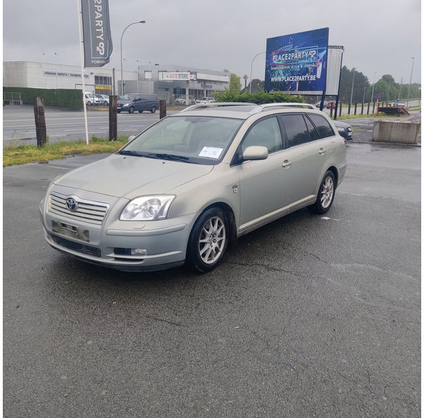 Toyota Avensis - Automobil: slika Toyota Avensis - Automobil Toyota Avensis - Automobil: slika Toyota Avensis - Automobil