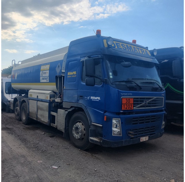 Volvo FM-400 - Kamion cisterna: slika Volvo FM-400 - Kamion cisterna Volvo FM-400 - Kamion cisterna: slika Volvo FM-400 - Kamion cisterna