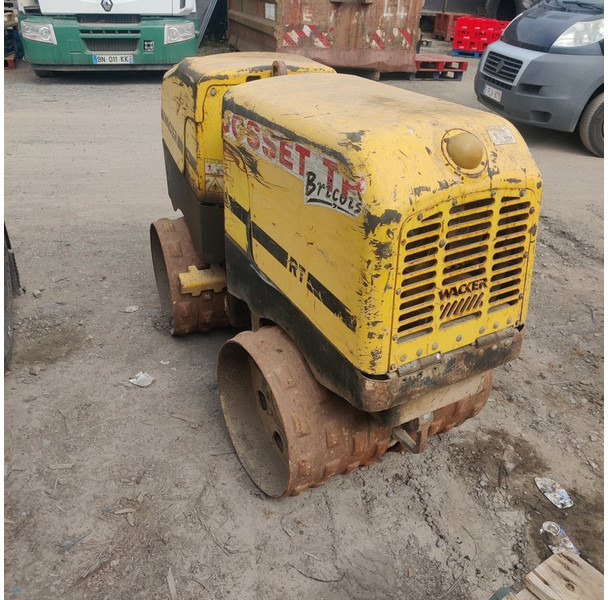 Wacker SC2 - Valjak: slika Wacker SC2 - Valjak Wacker SC2 - Valjak: slika Wacker SC2 - Valjak