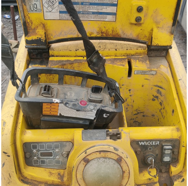 Wacker SC2 - Valjak: slika Wacker SC2 - Valjak Wacker SC2 - Valjak: slika Wacker SC2 - Valjak