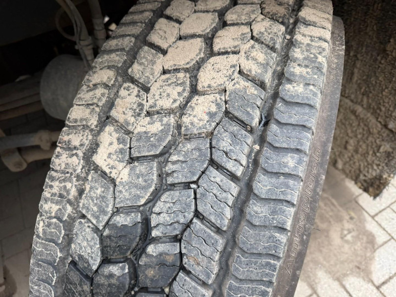 Kamion s kukastom dizalicom DAF CF 85.410 6x4 HOOKLIFT HIAB MULTILIFT - MANUAL ZF - EURO 4 - STEEL SPRING / BLATT / LAMES - BIG AXLES / HUB REDUCTION - BE TRUCK: slika Kamion s kukastom dizalicom DAF CF 85.410 6x4 HOOKLIFT HIAB MULTILIFT - MANUAL ZF - EURO 4 - STEEL SPRING / BLATT / LAMES - BIG AXLES / HUB REDUCTION - BE TRUCK Kamion s kukastom dizalicom DAF CF 85.410 6x4 HOOKLIFT HIAB MULTILIFT - MANUAL ZF - EURO 4 - STEEL SPRING / BLATT / LAMES - BIG AXLES / HUB REDUCTION - BE TRUCK: slika Kamion s kukastom dizalicom DAF CF 85.410 6x4 HOOKLIFT HIAB MULTILIFT - MANUAL ZF - EURO 4 - STEEL SPRING / BLATT / LAMES - BIG AXLES / HUB REDUCTION - BE TRUCK