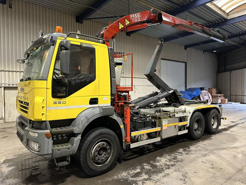 Iveco TRAKKER 350 6x4 HOOKLIFT + CRANE FASSI F120.22 (5/6 F) - *342.000km* - STEEL SPRING / BIG AXLES - AS TRONIC AUTOMATIC GEARBOX - Kamion s kukastom dizalicom, Kamion s kranom: slika Iveco TRAKKER 350 6x4 HOOKLIFT + CRANE FASSI F120.22 (5/6 F) - *342.000km* - STEEL SPRING / BIG AXLES - AS TRONIC AUTOMATIC GEARBOX - Kamion s kukastom dizalicom, Kamion s kranom Iveco TRAKKER 350 6x4 HOOKLIFT + CRANE FASSI F120.22 (5/6 F) - *342.000km* - STEEL SPRING / BIG AXLES - AS TRONIC AUTOMATIC GEARBOX - Kamion s kukastom dizalicom, Kamion s kranom: slika Iveco TRAKKER 350 6x4 HOOKLIFT + CRANE FASSI F120.22 (5/6 F) - *342.000km* - STEEL SPRING / BIG AXLES - AS TRONIC AUTOMATIC GEARBOX - Kamion s kukastom dizalicom, Kamion s kranom