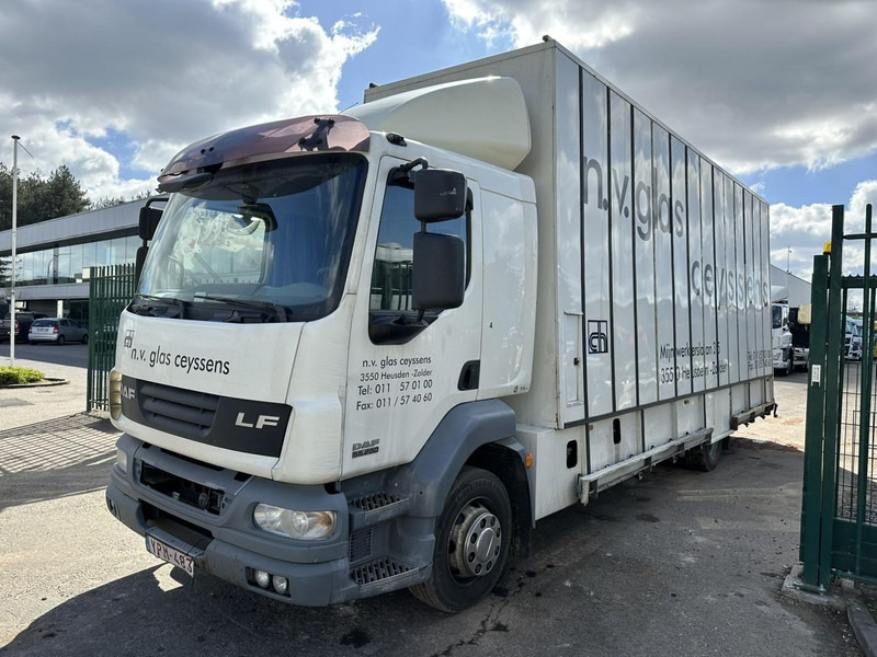 DAF LF 55.250 12T - GLASTRANSPORT / GLASRESTEEL - AIR SUSPENSION - EURO 4 - BELGIAN REGISTRATION - Kamion: slika DAF LF 55.250 12T - GLASTRANSPORT / GLASRESTEEL - AIR SUSPENSION - EURO 4 - BELGIAN REGISTRATION - Kamion DAF LF 55.250 12T - GLASTRANSPORT / GLASRESTEEL - AIR SUSPENSION - EURO 4 - BELGIAN REGISTRATION - Kamion: slika DAF LF 55.250 12T - GLASTRANSPORT / GLASRESTEEL - AIR SUSPENSION - EURO 4 - BELGIAN REGISTRATION - Kamion