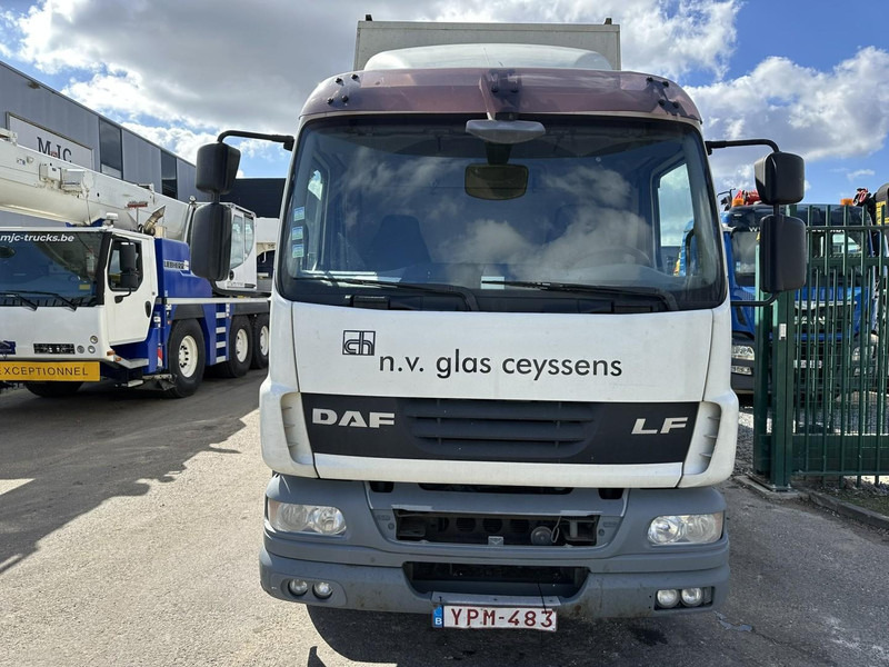 DAF LF 55.250 12T - GLASTRANSPORT / GLASRESTEEL - AIR SUSPENSION - EURO 4 - BELGIAN REGISTRATION - Kamion: slika DAF LF 55.250 12T - GLASTRANSPORT / GLASRESTEEL - AIR SUSPENSION - EURO 4 - BELGIAN REGISTRATION - Kamion DAF LF 55.250 12T - GLASTRANSPORT / GLASRESTEEL - AIR SUSPENSION - EURO 4 - BELGIAN REGISTRATION - Kamion: slika DAF LF 55.250 12T - GLASTRANSPORT / GLASRESTEEL - AIR SUSPENSION - EURO 4 - BELGIAN REGISTRATION - Kamion