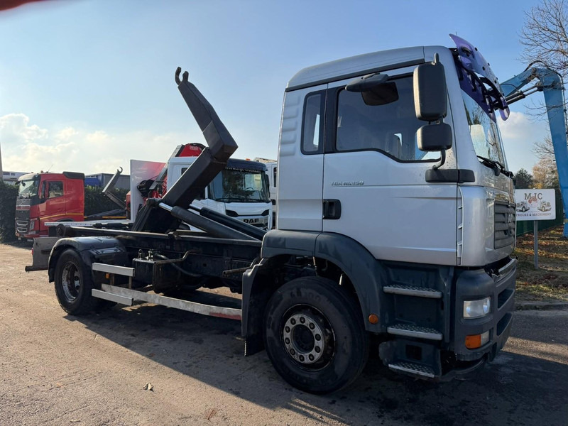MAN TGA 18.350 4x2 19T HOOKLIFT / ABROLLKIPPER / GANCHO / AMPLIROL - EURO 3 - AS TRONIC AUTOMATIC - Kamion s kukastom dizalicom: slika MAN TGA 18.350 4x2 19T HOOKLIFT / ABROLLKIPPER / GANCHO / AMPLIROL - EURO 3 - AS TRONIC AUTOMATIC - Kamion s kukastom dizalicom MAN TGA 18.350 4x2 19T HOOKLIFT / ABROLLKIPPER / GANCHO / AMPLIROL - EURO 3 - AS TRONIC AUTOMATIC - Kamion s kukastom dizalicom: slika MAN TGA 18.350 4x2 19T HOOKLIFT / ABROLLKIPPER / GANCHO / AMPLIROL - EURO 3 - AS TRONIC AUTOMATIC - Kamion s kukastom dizalicom