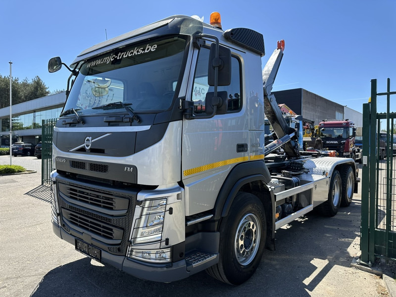 Volvo FM 420 6x4 AJK HOOKLIFT / HAAK 20T - 5760mm - WB 3m90 - *266.000km* - HUB REDUCTION / STEEL SUSPENSION - EURO 6 - BE TRUCK - Kamion s kukastom dizalicom: slika Volvo FM 420 6x4 AJK HOOKLIFT / HAAK 20T - 5760mm - WB 3m90 - *266.000km* - HUB REDUCTION / STEEL SUSPENSION - EURO 6 - BE TRUCK - Kamion s kukastom dizalicom Volvo FM 420 6x4 AJK HOOKLIFT / HAAK 20T - 5760mm - WB 3m90 - *266.000km* - HUB REDUCTION / STEEL SUSPENSION - EURO 6 - BE TRUCK - Kamion s kukastom dizalicom: slika Volvo FM 420 6x4 AJK HOOKLIFT / HAAK 20T - 5760mm - WB 3m90 - *266.000km* - HUB REDUCTION / STEEL SUSPENSION - EURO 6 - BE TRUCK - Kamion s kukastom dizalicom
