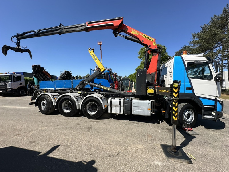 Volvo FMX 460 8x4 TRIDEM HOOKLIFT + CRANE PK 23002 SH + GRABBER / ROTATOR - EURO 6 - LIFT + STEERING AXLE - *374.000km* - EXT BUMPER - Kamion s kukastom dizalicom, Kamion s kranom: slika Volvo FMX 460 8x4 TRIDEM HOOKLIFT + CRANE PK 23002 SH + GRABBER / ROTATOR - EURO 6 - LIFT + STEERING AXLE - *374.000km* - EXT BUMPER - Kamion s kukastom dizalicom, Kamion s kranom Volvo FMX 460 8x4 TRIDEM HOOKLIFT + CRANE PK 23002 SH + GRABBER / ROTATOR - EURO 6 - LIFT + STEERING AXLE - *374.000km* - EXT BUMPER - Kamion s kukastom dizalicom, Kamion s kranom: slika Volvo FMX 460 8x4 TRIDEM HOOKLIFT + CRANE PK 23002 SH + GRABBER / ROTATOR - EURO 6 - LIFT + STEERING AXLE - *374.000km* - EXT BUMPER - Kamion s kukastom dizalicom, Kamion s kranom