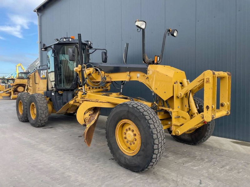 Cat 140M - Grejder: slika Cat 140M - Grejder Cat 140M - Grejder: slika Cat 140M - Grejder