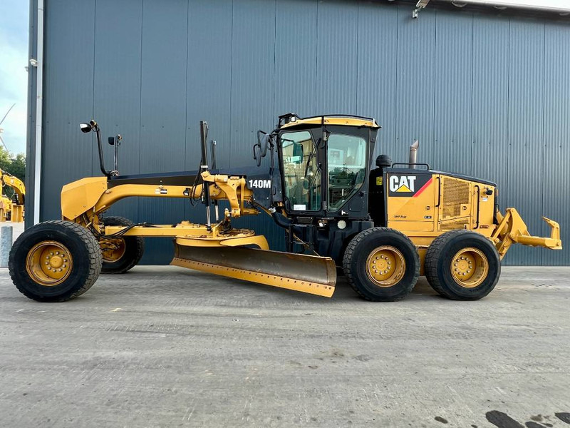 Cat 140M - Grejder: slika Cat 140M - Grejder Cat 140M - Grejder: slika Cat 140M - Grejder