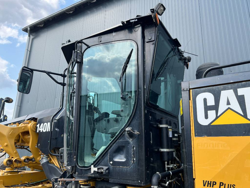 Cat 140M - Grejder: slika Cat 140M - Grejder Cat 140M - Grejder: slika Cat 140M - Grejder