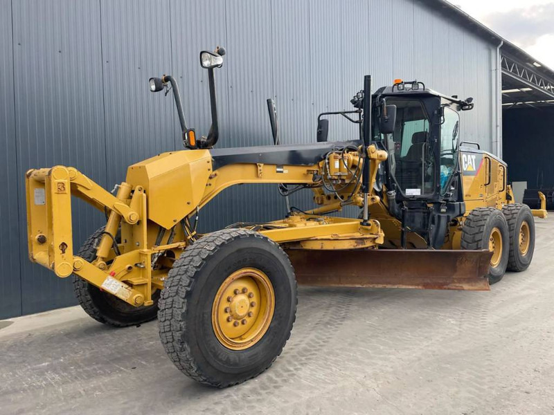 Cat 140M - Grejder: slika Cat 140M - Grejder Cat 140M - Grejder: slika Cat 140M - Grejder