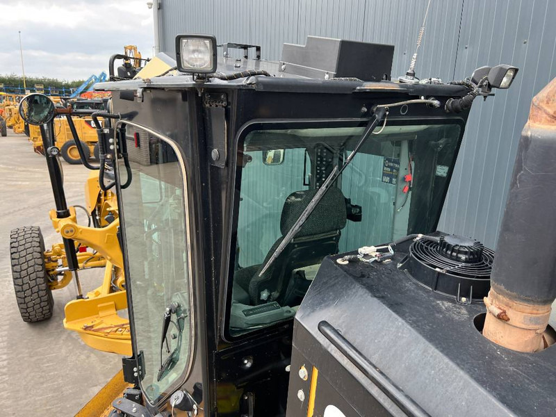 Cat 140M2 AWD - Grejder: slika Cat 140M2 AWD - Grejder Cat 140M2 AWD - Grejder: slika Cat 140M2 AWD - Grejder